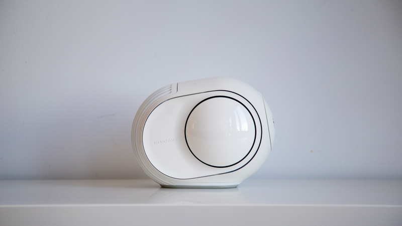 Illustration for article titled This $1,000 Wireless Speaker Is Astonishing, But Not Always in the Best Ways